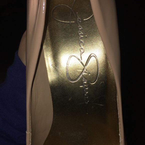 Jessica Simpson Nude Heels. Only wore once! - Picture 4 of 5